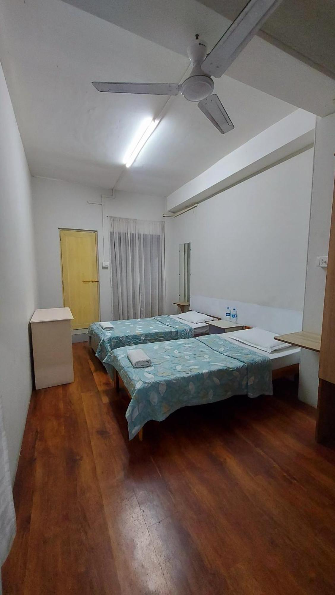 Hotel Dinthar Zara ไอซอล ภายนอก รูปภาพ