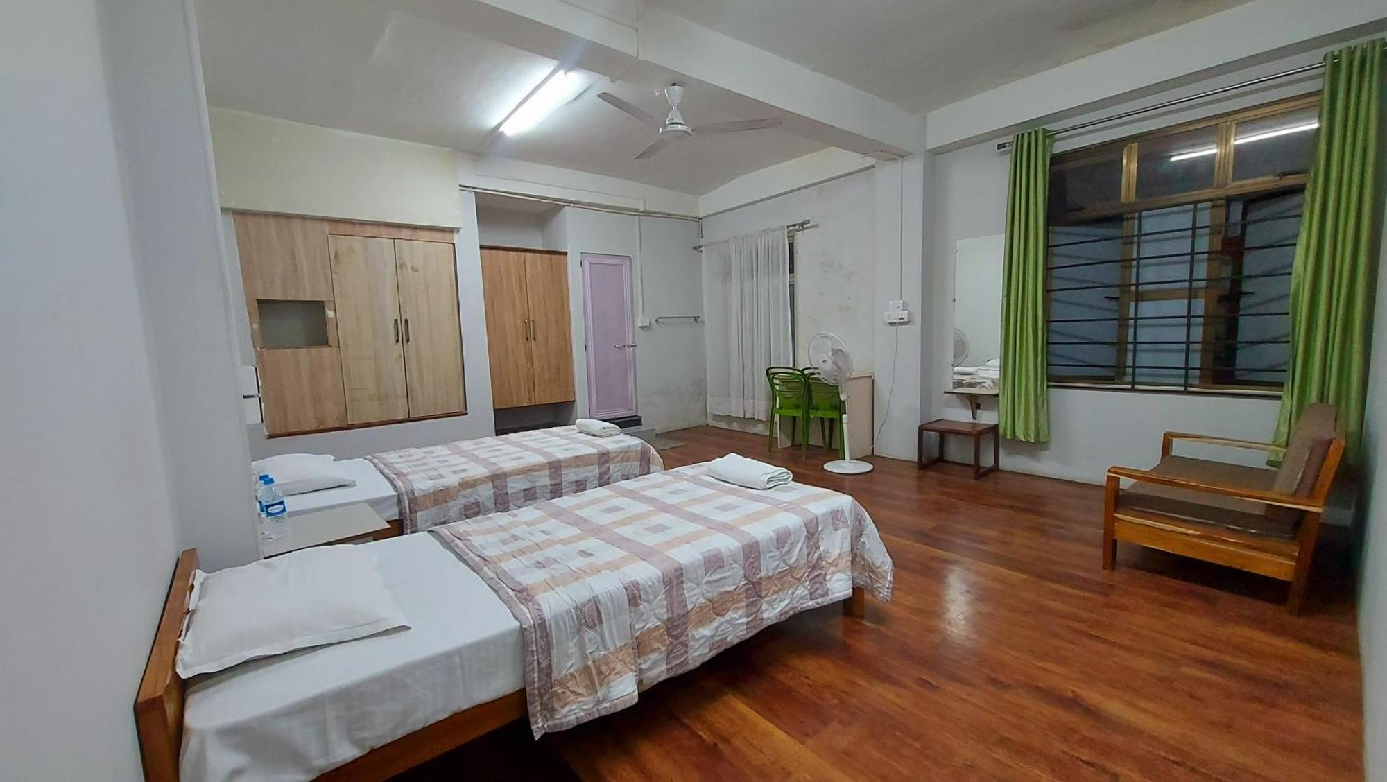 Hotel Dinthar Zara ไอซอล ภายนอก รูปภาพ